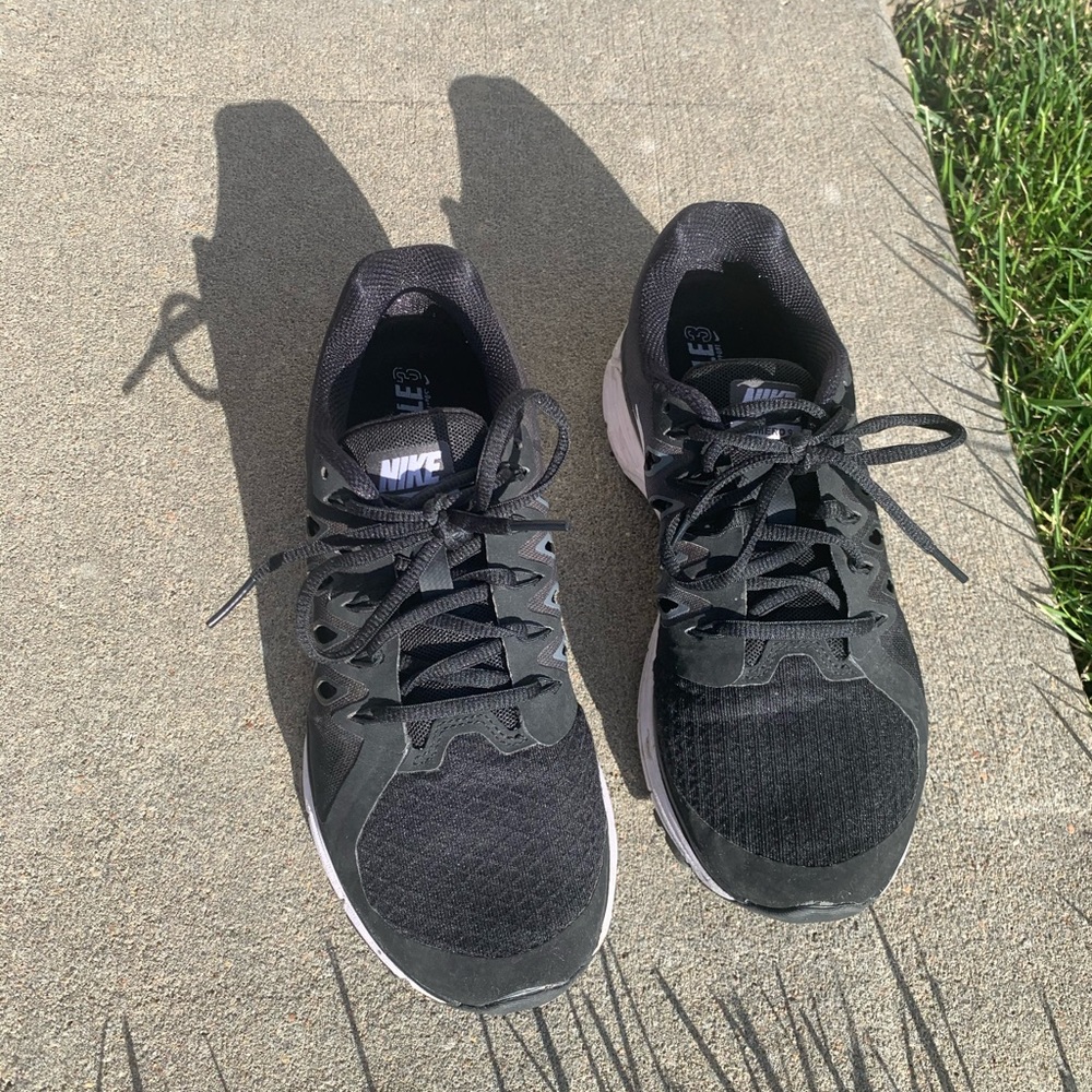 Nike running shoes - Picture 3 of 6